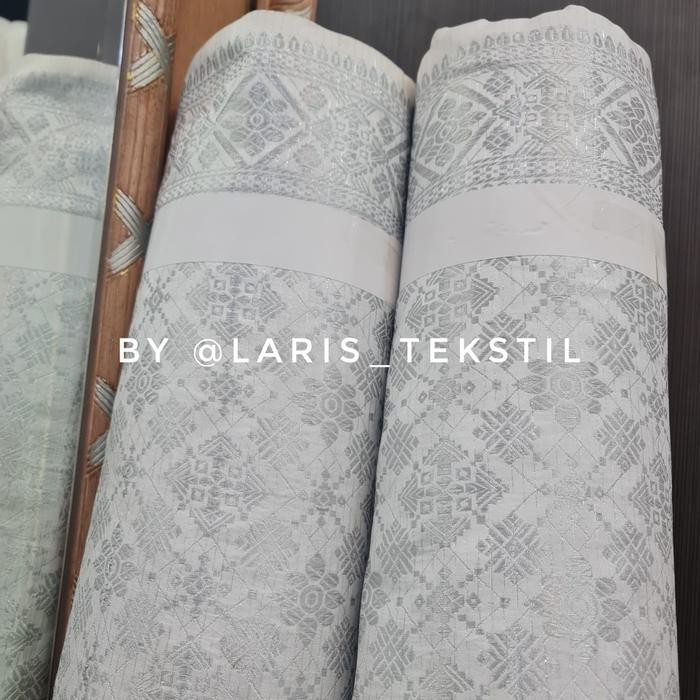 Pilihan- Best Seller Kain Songket Semi Palembang Putih Kombinasi Silver