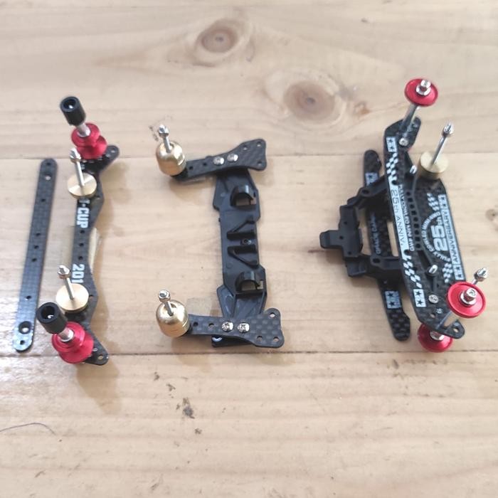 Pilihan- Tamiya Side Damper Hg Carbon Full Sett For Super 2