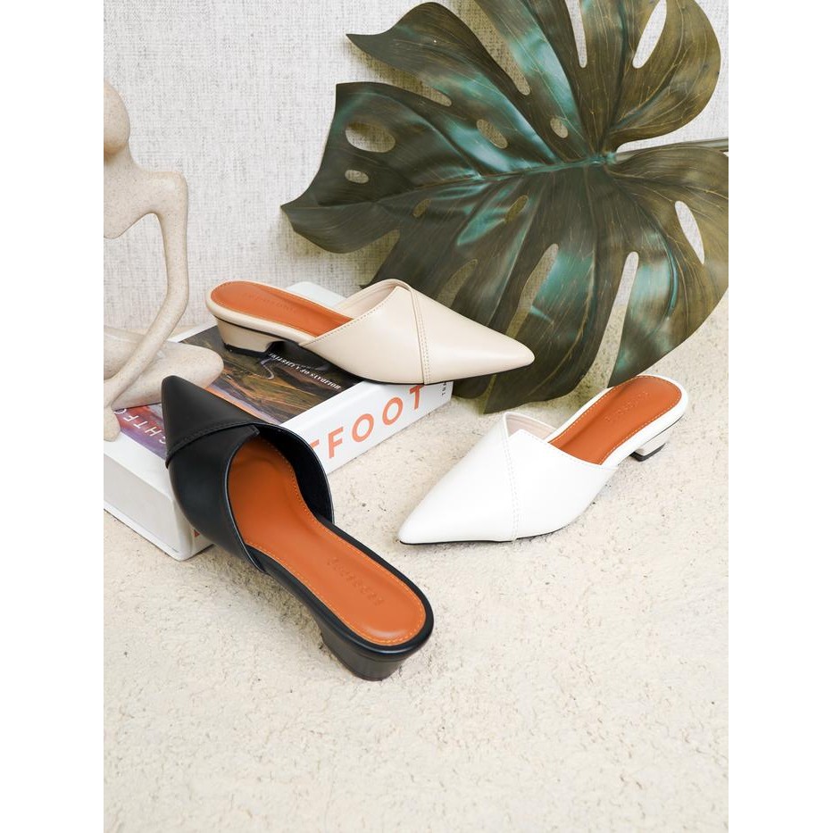 Pilihan- Sepasang Collection Mera Sendal Mules Wanita 3 Cm Shoes Sandal Hak Lancip Flat Mules