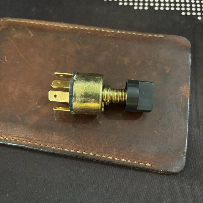 Saklar Putar Switch Ac Mobil Universal kaki 5