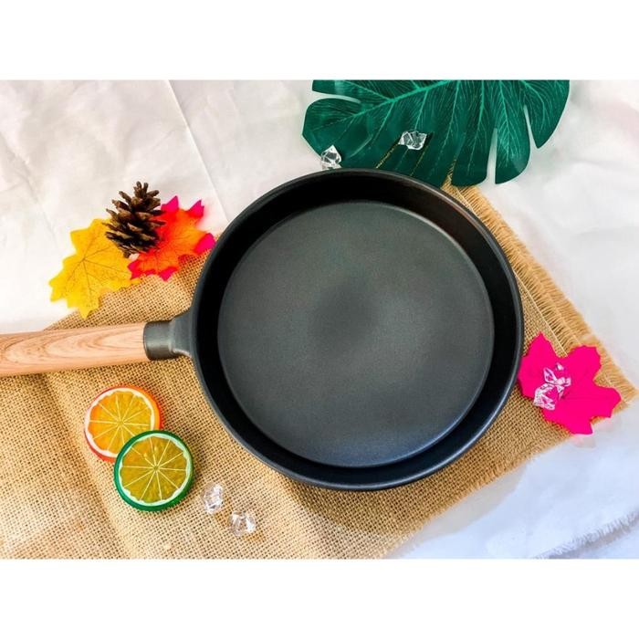 Crepes Maker 22 Cm Wajan Kwalik Crepe Teflon Include Wadahcrepes Maker 22 Cm Wajan Kwalik Crepe