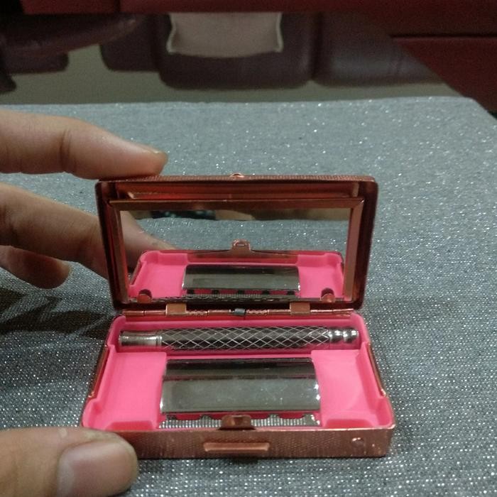 f6zf- Cukur Jenggot Kumis Razor Dus Besi Jadul