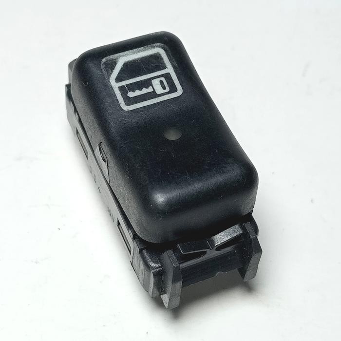 Switch Saklar Central Lock Mercedes Benz W140 C140 W202 S500 CL600 400SEL 2028204010 Original Copota