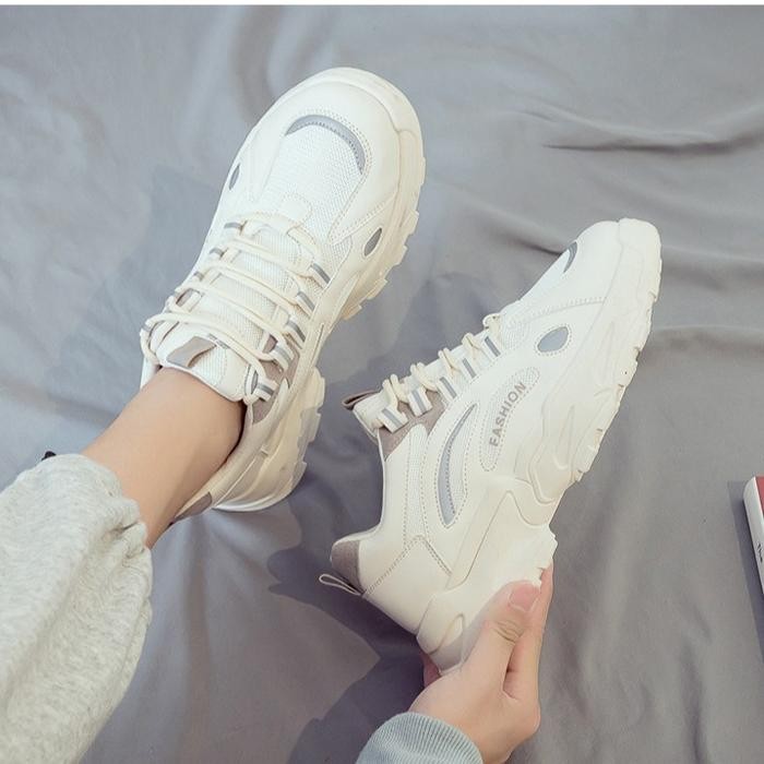 muna K9NINE Sepatu Sneakers Pria Sepatu Import Fashion Olahraga Casual Shoes