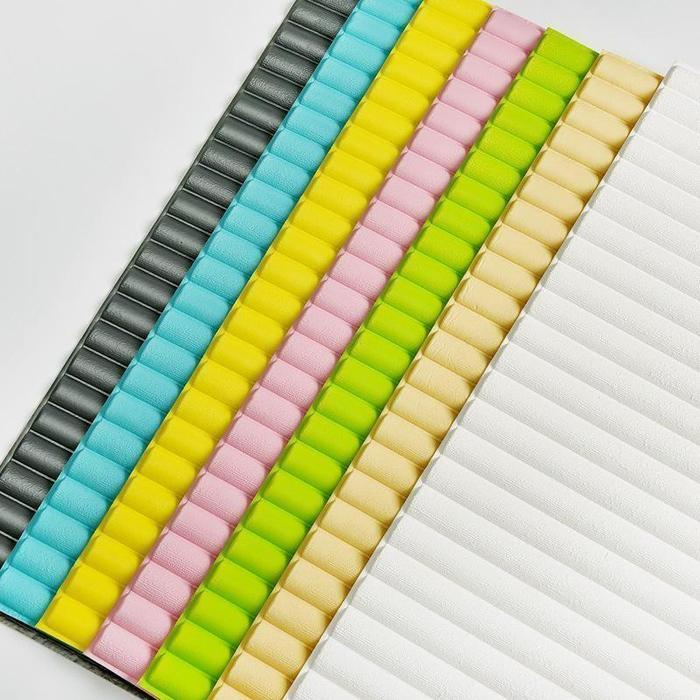 NEW MOI Wallpaper Dinding 70x70cm 3D Timbul Garis Kayu Sticker Tembok Foam Menahan Benturan A53