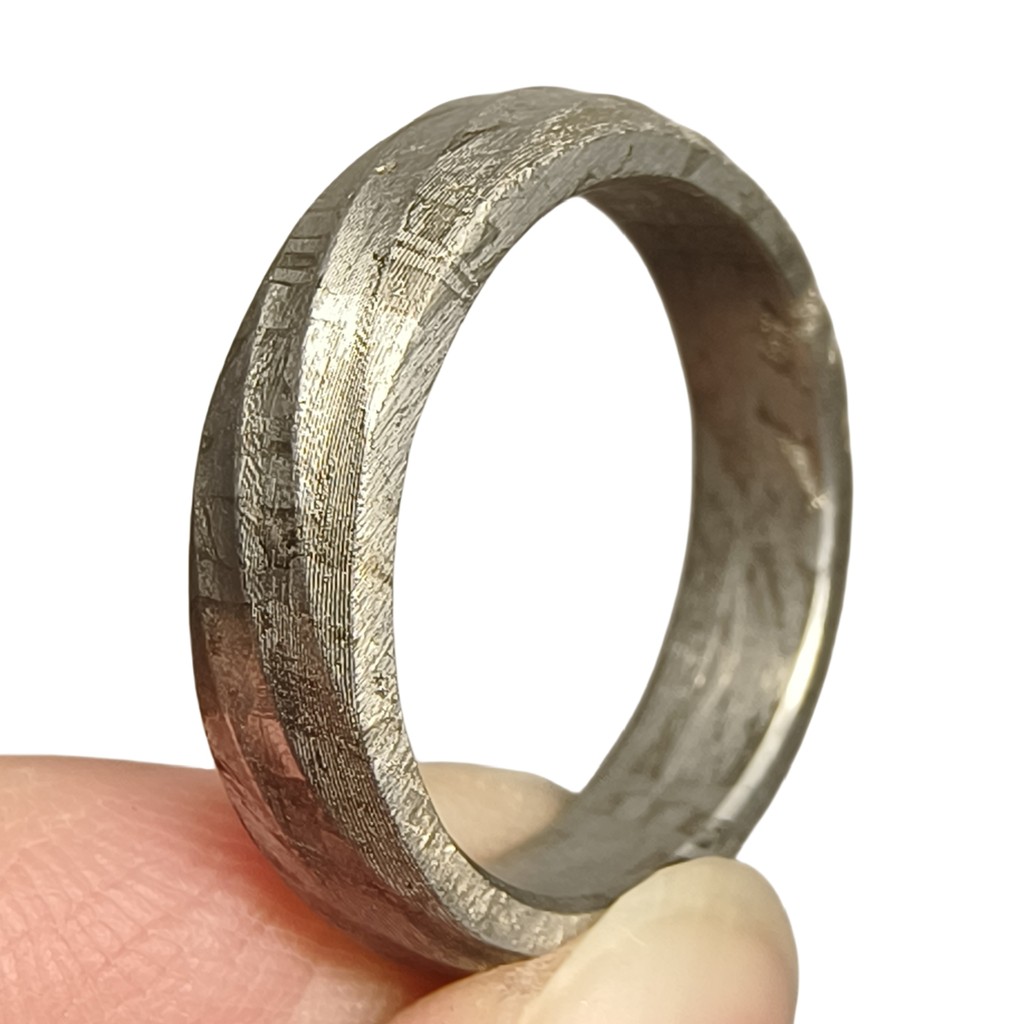 Muonionalusta meteorite Ring Natural iron meteorite pendant MeteoriteHandmade Carving craft jewelry