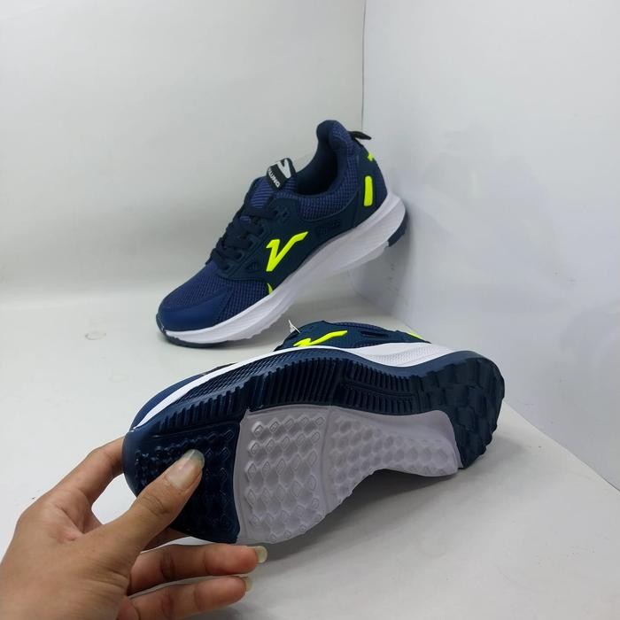 Promo Sepatu Sneakers Pria Wanita Olahraga Sepatu Volly Pria Sepatu Batminton Sepatu Jogging