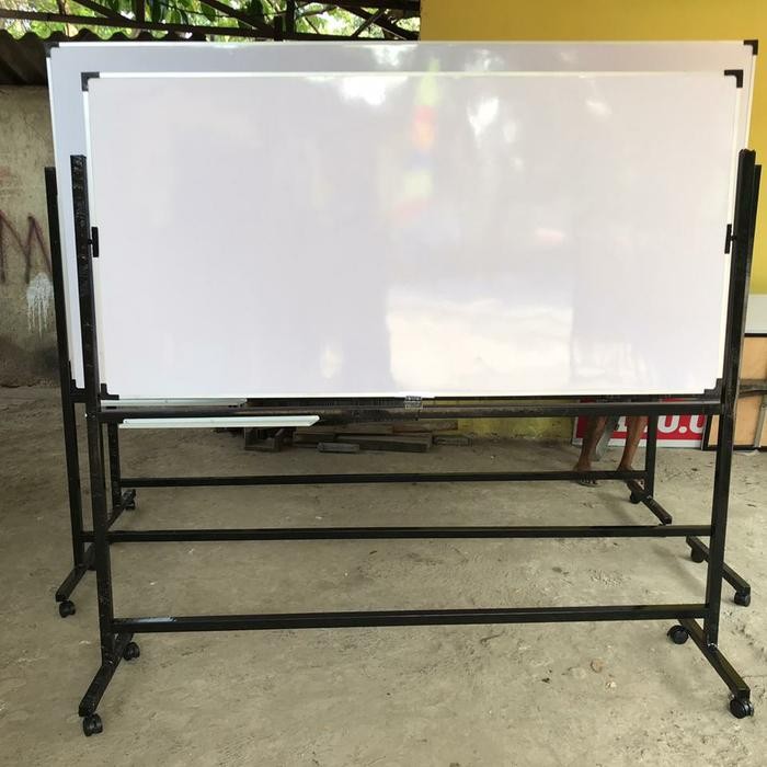 Whiteboard Standing Doebleface Non Magnetik 120X240 Cm