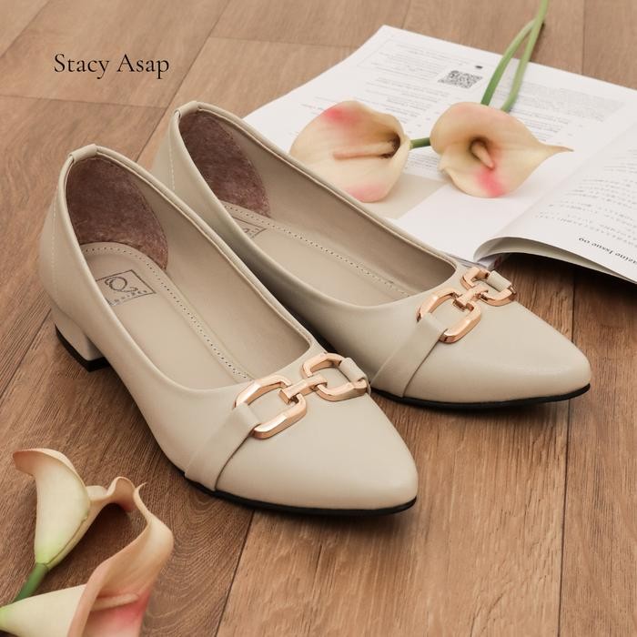 Quince Stacy Pantofel Heels Wanita Hak 3 Cm