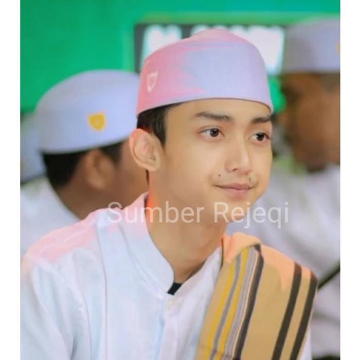 Peci Malaysia Putih Peci malaysia original peci malaysia terompah peci malaysia motif peci malaysia