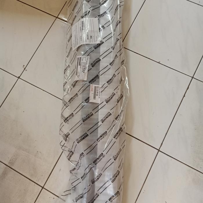 Grille Bumper Depan Innova Reborn 2021 Original