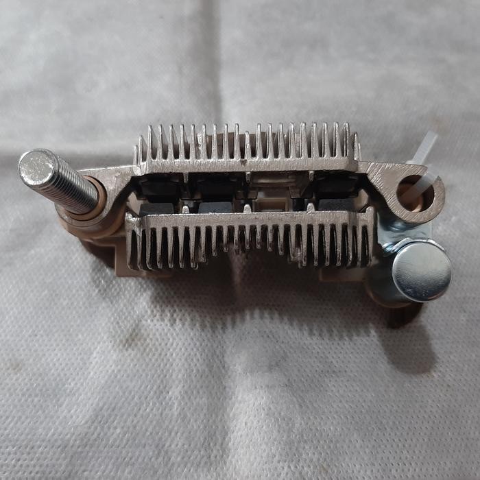 Rectifier alternator / silikon / dioda dinamo ampere nissan terrano