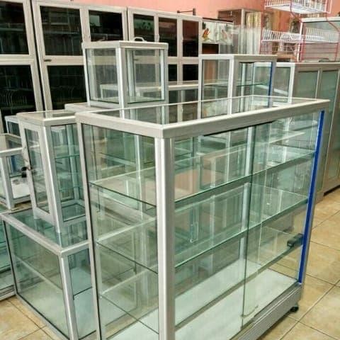 etalase kaca 1.2 meter