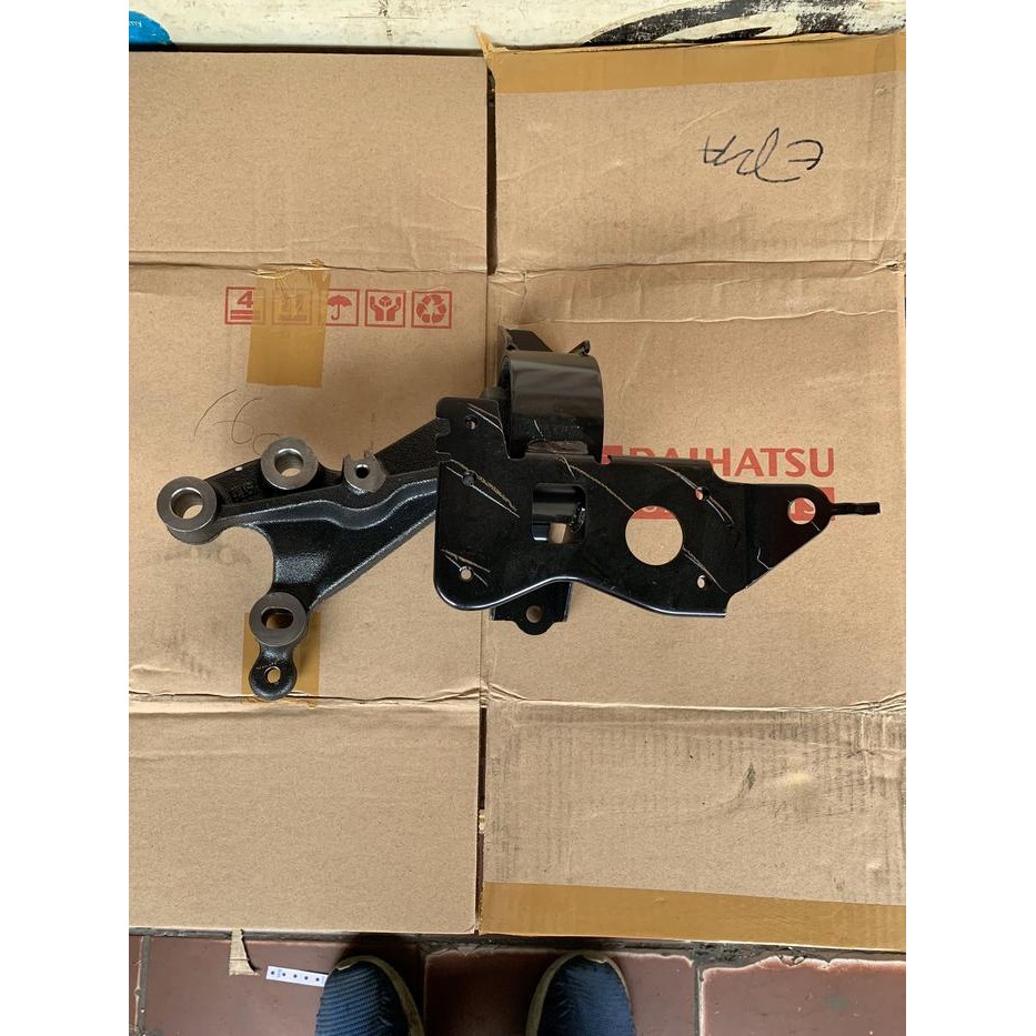 Engine Mounting Kiri Manual Agya-Ayla 1000Cc