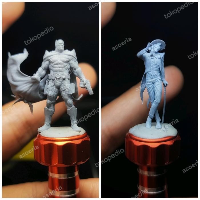 DIECAST FIGURE BATMAN AND JOKER HOTWHEELS MINI GT DIORAMA