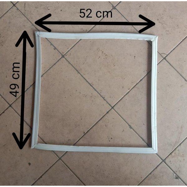 Karet Gasket Pintu Atas Kulkas Sharp Model Knock Down 49 X 52 Cm