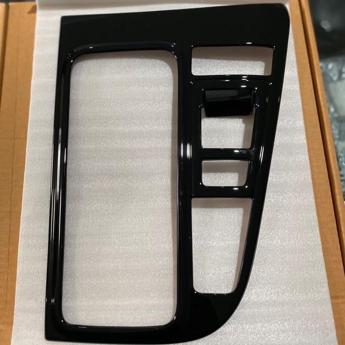Murah Panel Black Piano Shift Knop Toyota Voxy 90 2022 Terlariss 