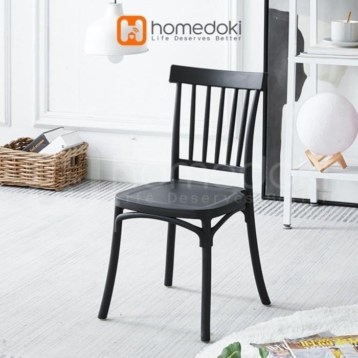 Homedoki Kursi Makan / Kursi Plastik / Kursi Cafe / Kursi Lesehan