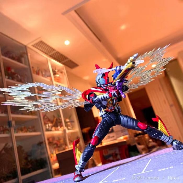 Ready SHF Figuarts Kamen Rider Hyper Kabuto SS Shinkocchou Seihou Figure