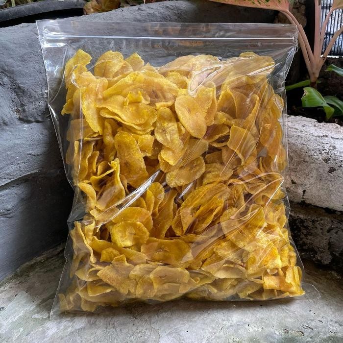 

KERIPIK PISANG MENTEGA 1KG GRADE A TESKTUR RENYAH RASA ORIGINAL GURIH BANANA CHIPS CAMILAN KRIPIK