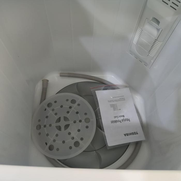 GARANSI RESMI MESIN CUCI 2 TABUNG 9,5 kg / Toshiba VHH95MNWW