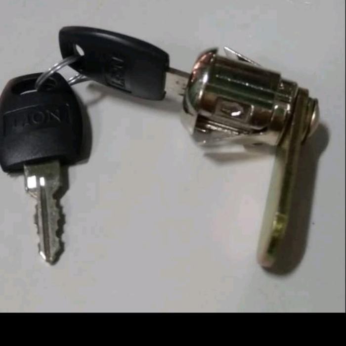 

Kunci Kabinet Face Ceplok Loker Lion Model Sayap