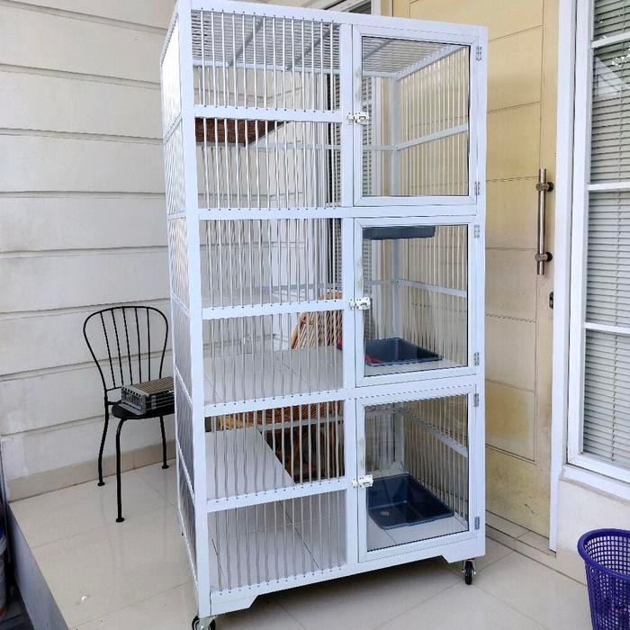 kandang kucing tingkat besar