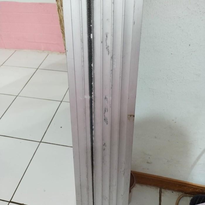 KS3 - Center Posh alumunium tiang tengah rolling door