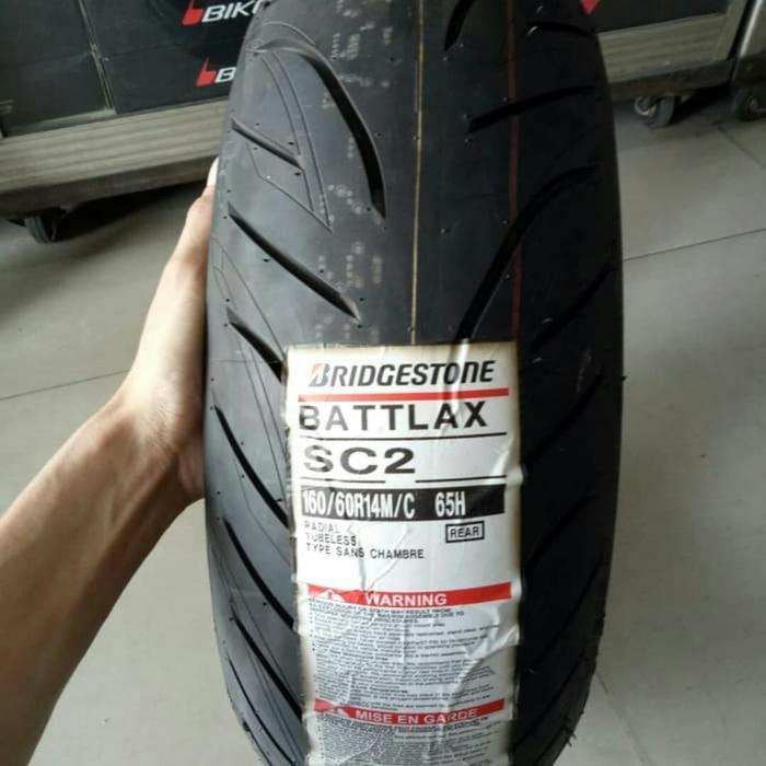 BAN LUAR BRIDGESTONE BATTLAX SC 2 UK 160/60-14 BAN BLK XMAX