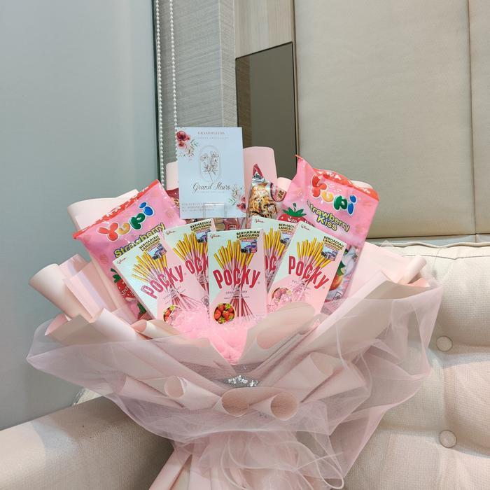 Pink snack bouquet buket snack buket makanan hadiah