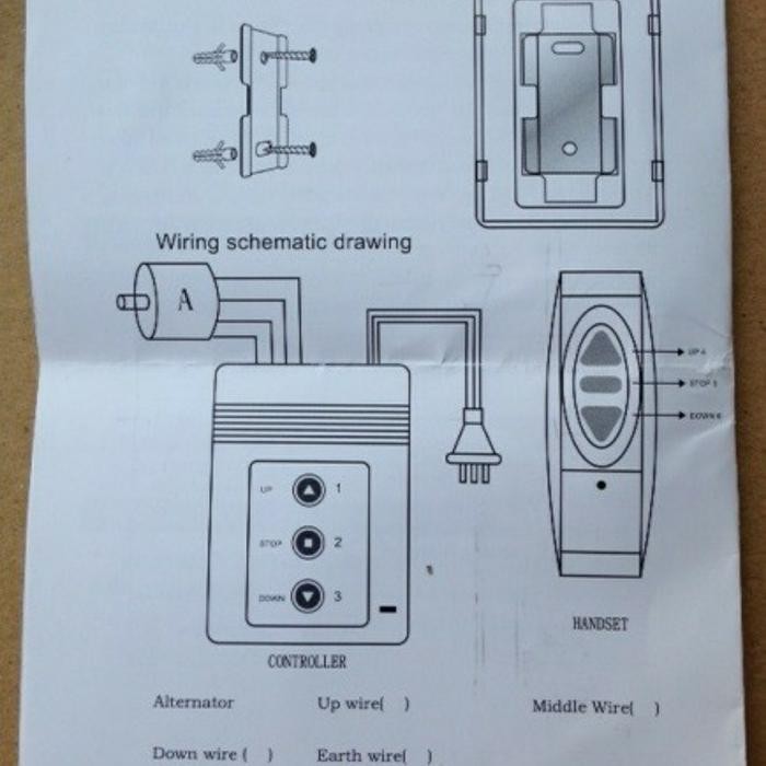 Resiver & Remote Layar Proyektor