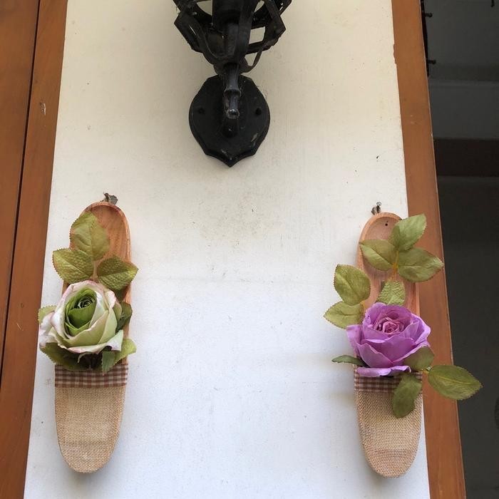 Rubby- Hiasan bunga anggrek mawar vas kayu unik / sepatu bunga vas kayu unik