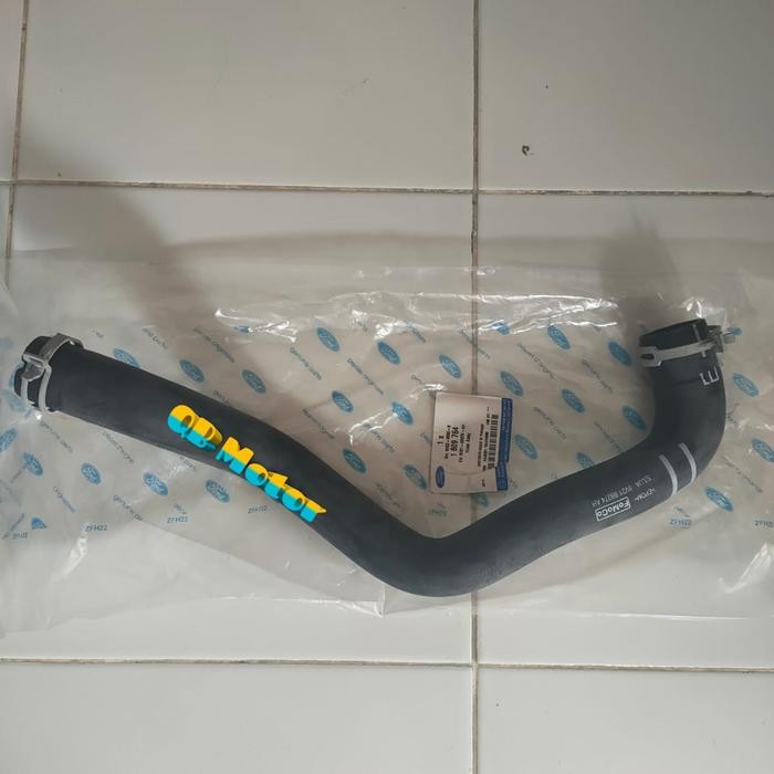 Selang Radiator Atas Ford Fiesta