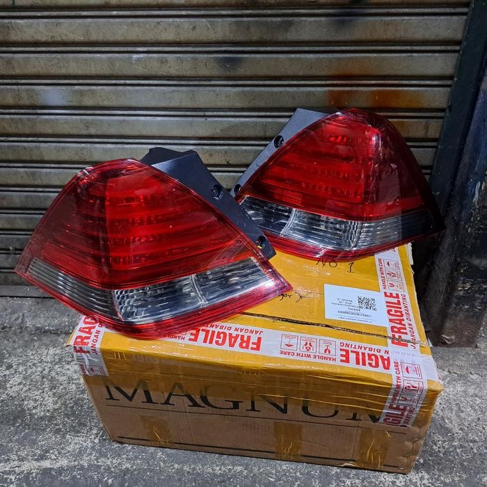 stoplamp honda odyssey rb1