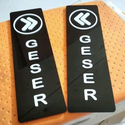 

SLIDE GESER SIGN IN LABEL ACRYLIK TIMBUL P6 X T20 CM 1 SET