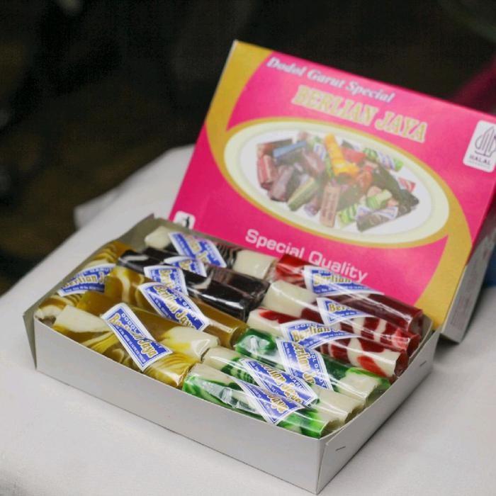 

SIAPKIRIM 2BOX Dodol Garut 1kg - Camilan Khas Indonesia - Susu, Snacks, Candy, Makanan, Food Manis