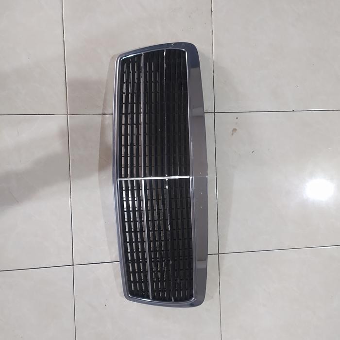 Grill Mercy / Mercedes Benz W210