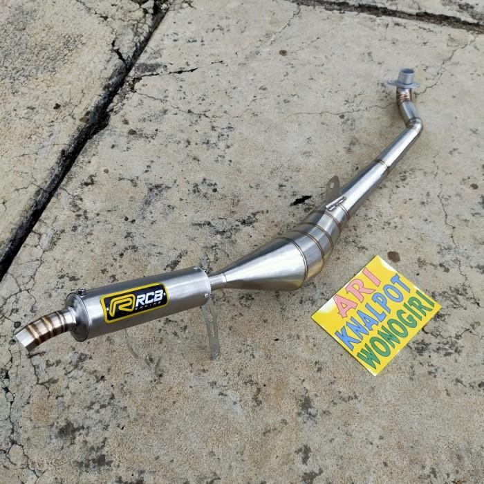 TERLARIS KNALPOT FIZ R RCB KNALPOT RACING ONE FIZ R Bulat Foto Motor Motorcycle READY STOCK