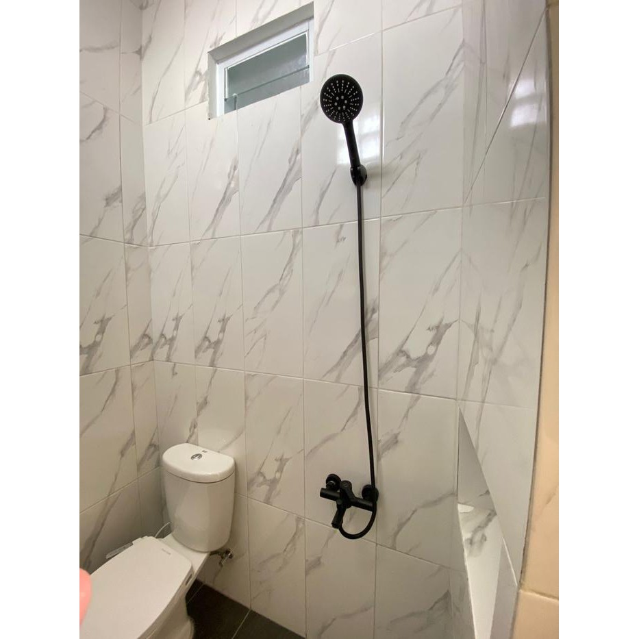 ok63- Eixo Black Water Tap Set Keran Shower Mandi Panas Dingin Hitam