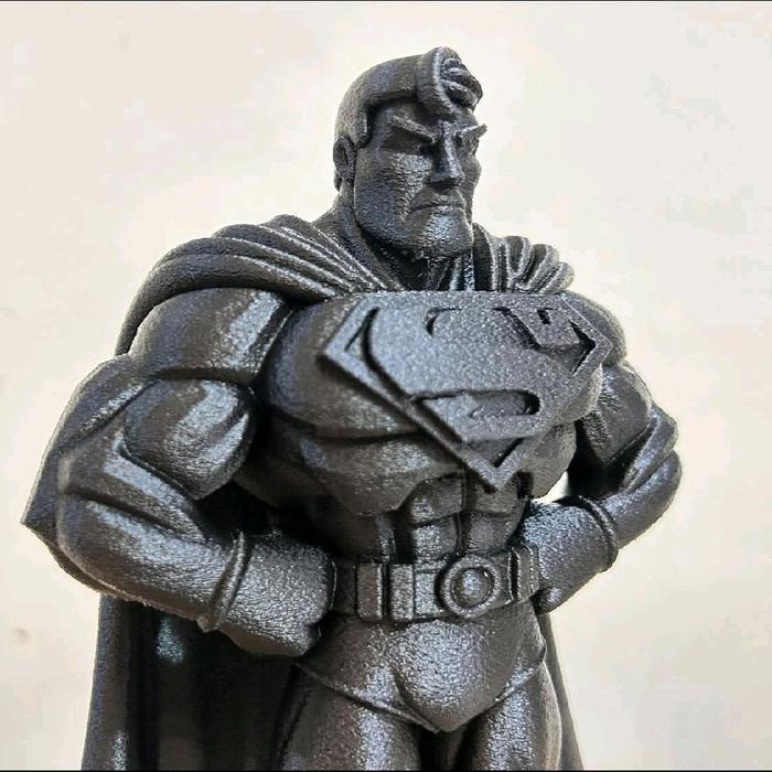 HOT SALE MAINAN ACTION FIGURE SUPERMAN BLACK SUIT SUPERMAN FIGURINE TINGGI SEKITAR 6.5 INCH