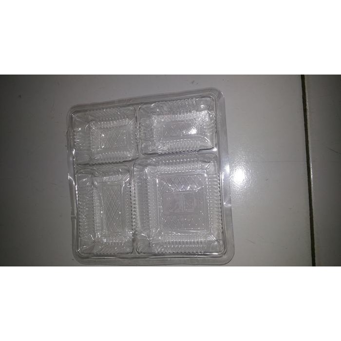 Mika Sekat Box Nasi ukuran 18x18