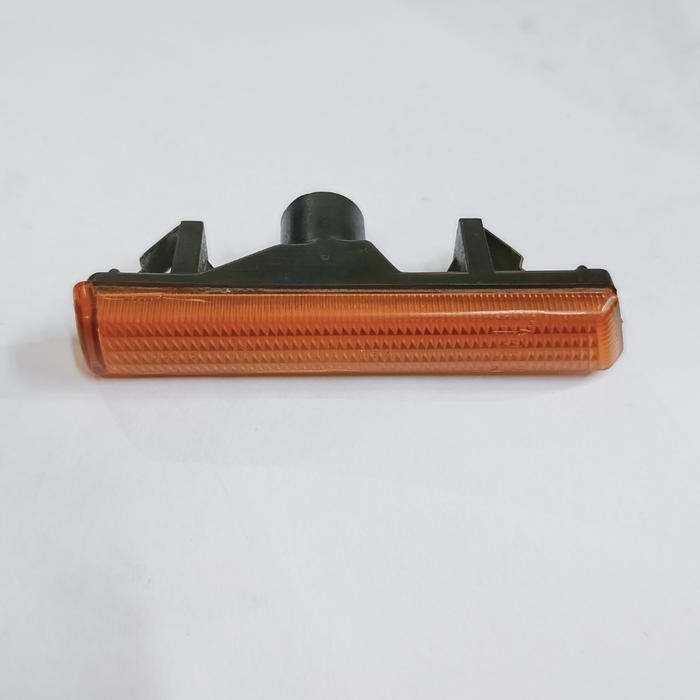 Lampu Sen Fender Depan Kiri BMW 7 E38 83602031