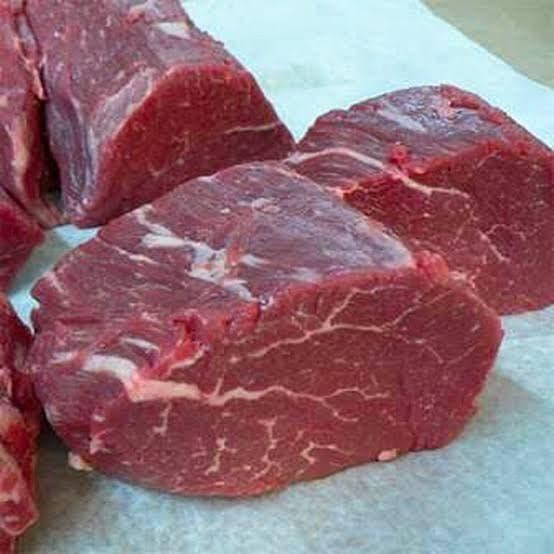 

Pilihan- Daging Sapi Lokal Segar (Bukan Frozen) - 500 Gram (1/2 Kg)