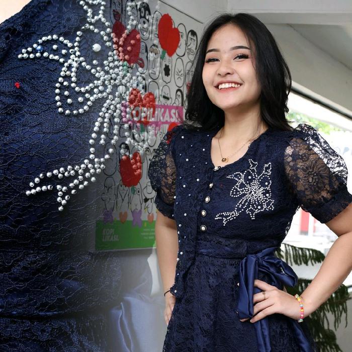 DRES TIANA BUNGA Dress brokat motif bunga warna navy ukuran M / DRESS / DRES BROOKAT / DRES TERBARU 