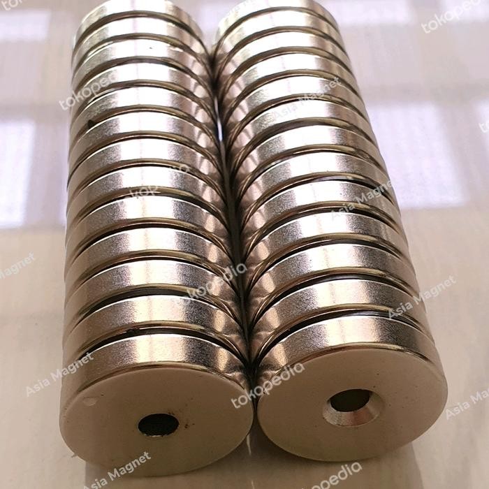 

Asia Magnet Magnet Ring N52 30x6x6mm Diameter 30mm Tebal 6mm Lubang 6mm Grade NdFeB N52 Kuat dan