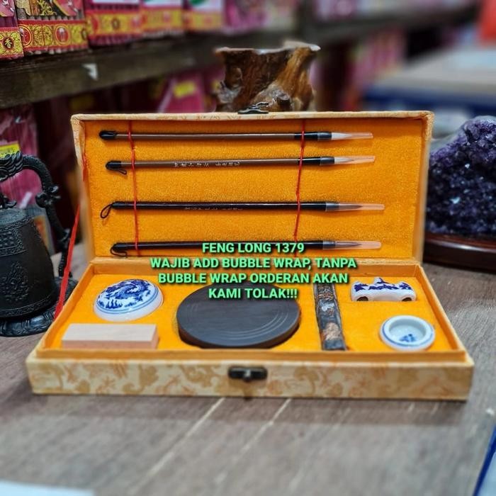

Khusus Gosend! Set Alat Kaligrafi Chinese Size 2 Zhong Guo Wen Fang Shi Bao Size 2