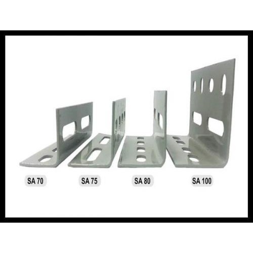 Pilihan- Besi Siku Lubang Merk Union 4X4Cm 4 Meter
