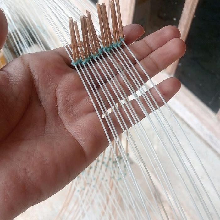 ragangan layangan papiran/layangan malam tinggal menyamakin atau mlastiki bonus plastik dan benang