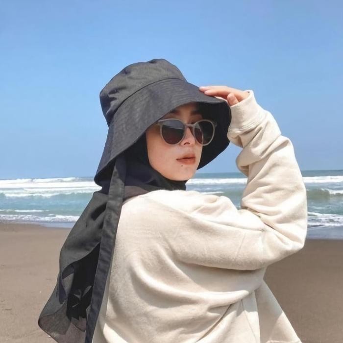 Pilihan- Topi Wide Bucket Hat Wanita Tali Polos Korean Style Kekinian