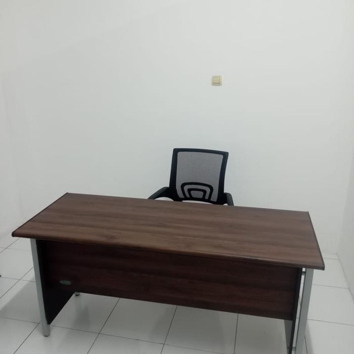 Meja Kantor 150 cm Meja 1 biro meja tulis kaki besi 1 biro kaki besi MT 115 GRAVER